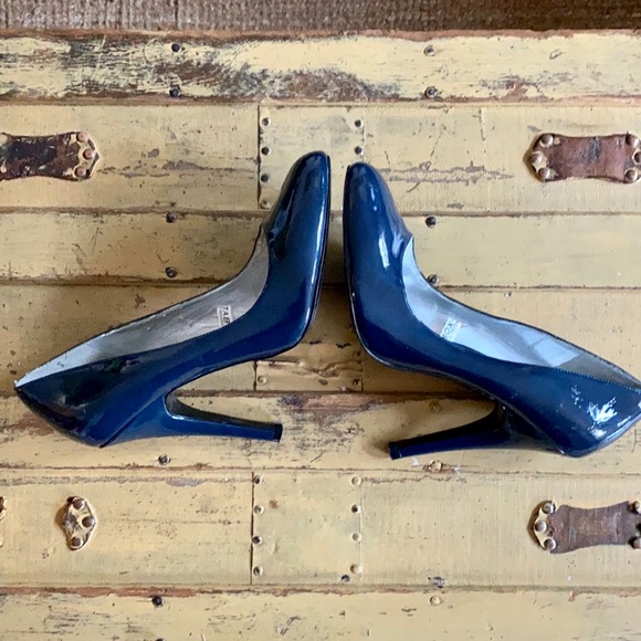 MOSSIMO TARGET VEGAN PATENT HIGH HEEL PUMPS 9 - Picture 8 of 14